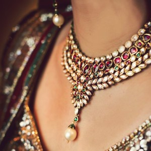 eb6180302447d7c3d65a98c64794811c--indian-wedding-jewelry-indian-weddings