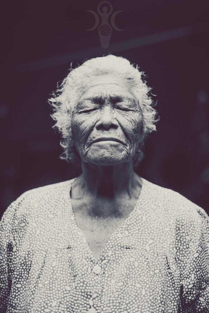 photo-1496672254107-b07a26403885